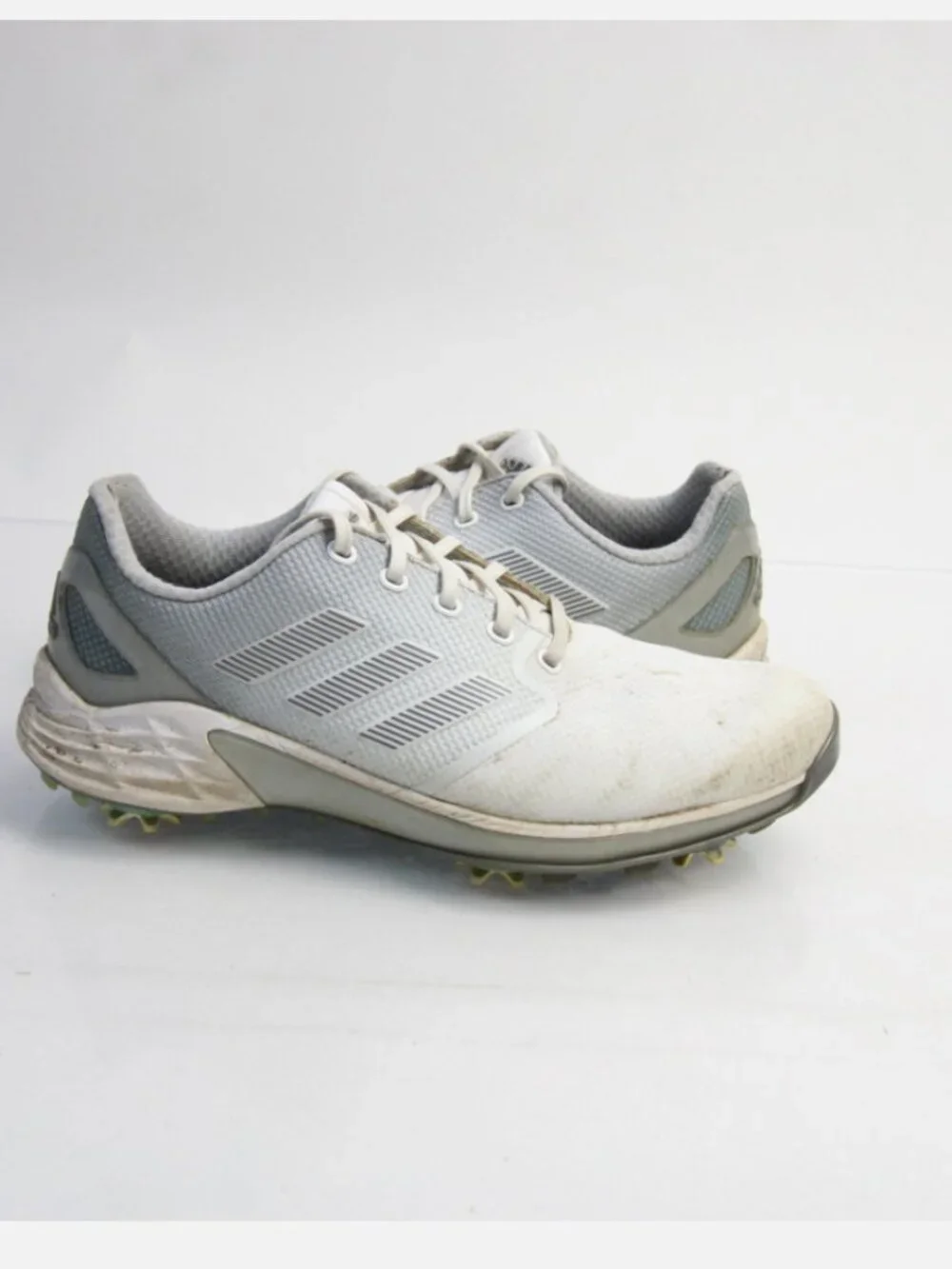 Mens used Adidas golf shoes.   Size 8